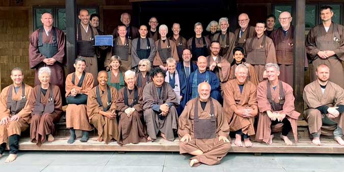 Photo of participants after sesshin